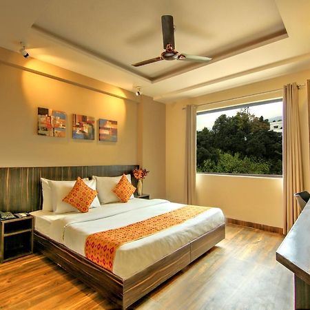Artisan Rooms Нью-Дели Экстерьер фото