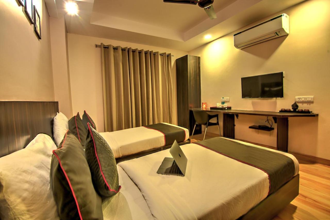 Artisan Rooms Нью-Дели Экстерьер фото