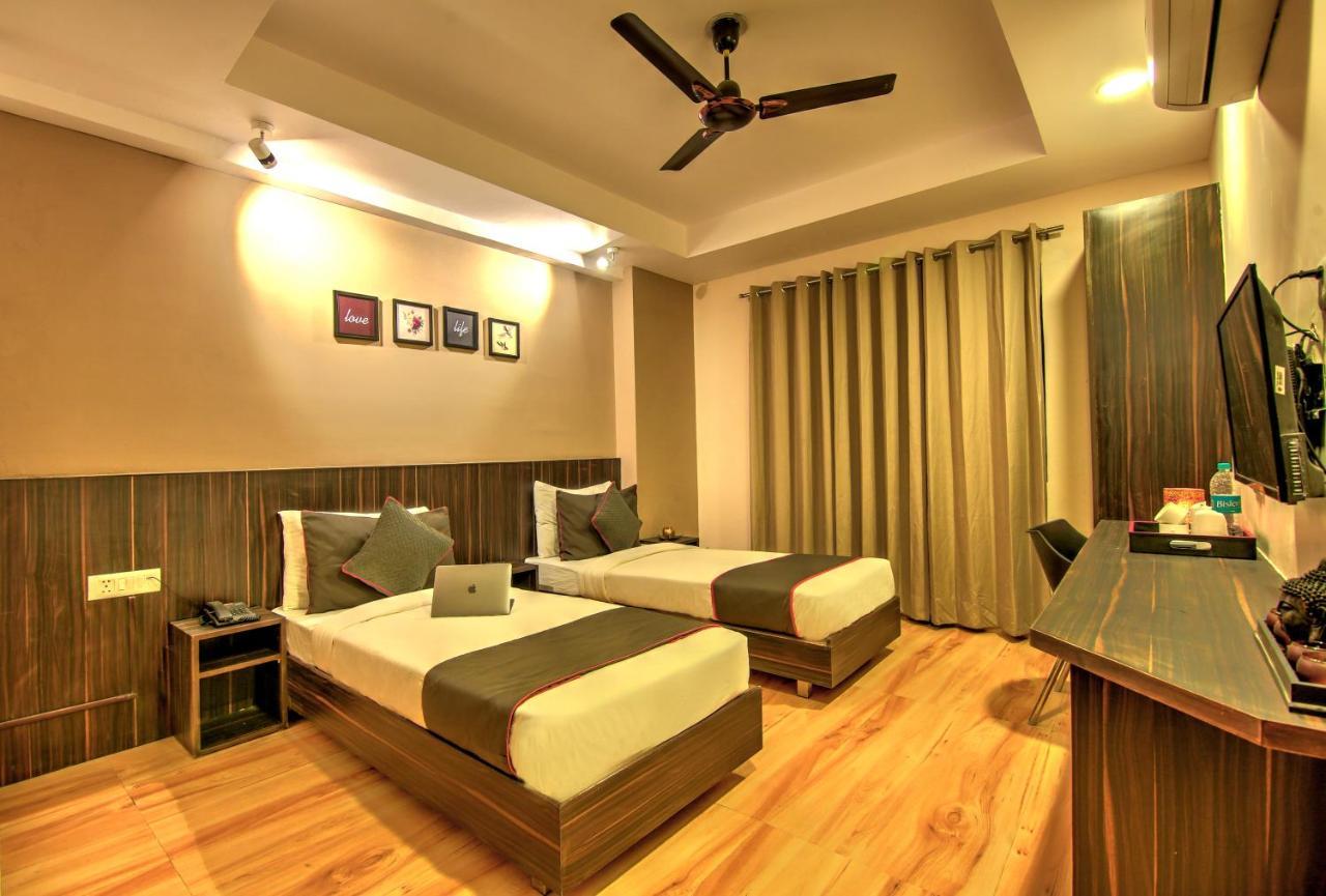 Artisan Rooms Нью-Дели Экстерьер фото