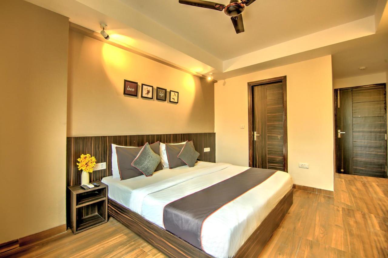 Artisan Rooms Нью-Дели Экстерьер фото