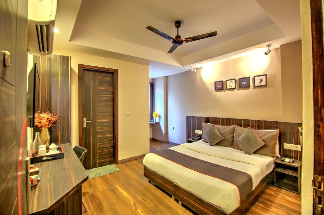 Artisan Rooms Нью-Дели Экстерьер фото