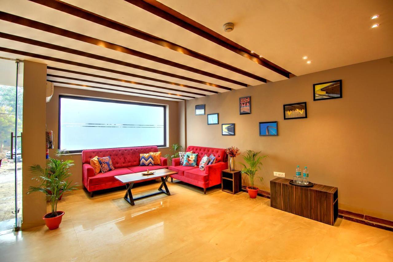 Artisan Rooms Нью-Дели Экстерьер фото