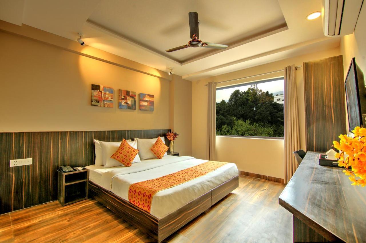Artisan Rooms Нью-Дели Экстерьер фото